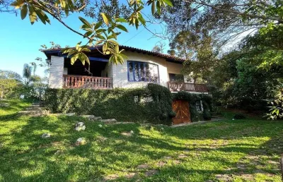 Casa em condomínio fechado com 6 quartos à venda na estrada bom jardim, sn, parque do imbui, teresópolis por r$ 899.000