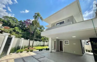 Casa em condomínio fechado com 3 quartos à venda na Rua Castro Alves, 0000, Carlos Guinle, Teresópolis