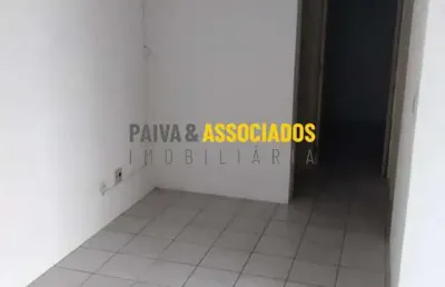 Apartamento com 2 quartos à venda na senador salgado filho, 1361, três vendas, pelotas por r$ 140.000