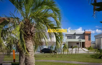 Casa em condomínio fechado com 4 quartos à venda na adolfo fetter, 4331, laranjal, pelotas por r$ 1.460.000
