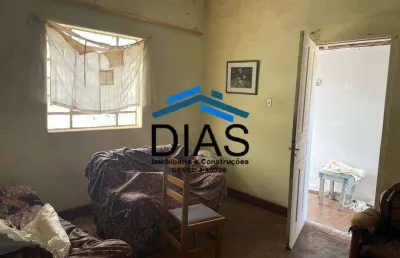 São josé casa antiga com excelente localizção e terreno de 325 metros