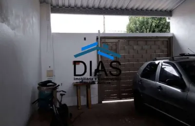 Parque são paulo casa dois dormitórios áreas nos fundos portão fechado