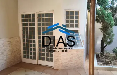 Jardim silvestre linda casa com dois dormitórios e ampla varanda