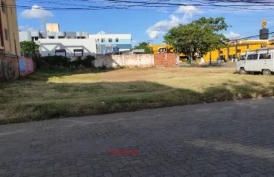 Terreno à venda no Centro, Governador Valadares 