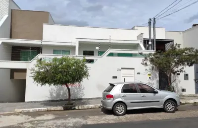 Casa com 4 quartos à venda na Cidade Nova, Governador Valadares 