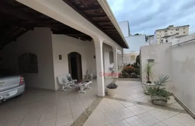 Casa no bairro morada do vale  casa com 3 quartos sendo 1 suíte, sala, sala de tv, copa, cozinha, área de serviço, quarto de despejo, despensa, banheiro social e garagem para 3 carros.  quintal com pi
