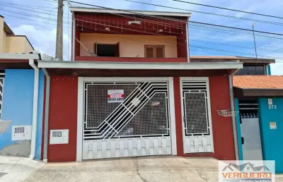 Lindo sobrado 3 dormitórios no jd santo onofre (região do putim)