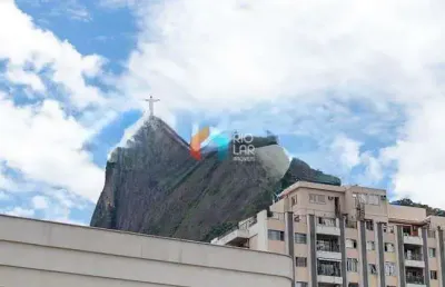 Botafogo, apartamento duplex, 1 quarto, sala, cozinha, banheiro, em rua cobiçada sem saída, estrita