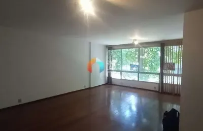Apartamento, tijuca, 4 quartos, 2 banheiros, copa-cozinha, área de serviço e 2 dependências, frente