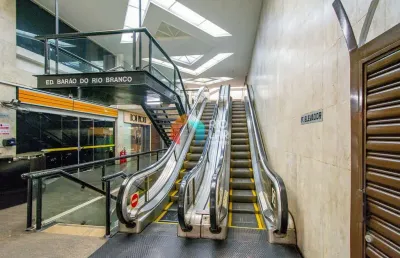 Sala comercial com 2 salas para alugar na Rua do Ouvidor, Centro, Rio de Janeiro