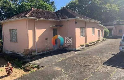 Chácara / sítio com 4 quartos à venda na Rua Gladstone Murta, Centro (Rio do Ouro), Magé