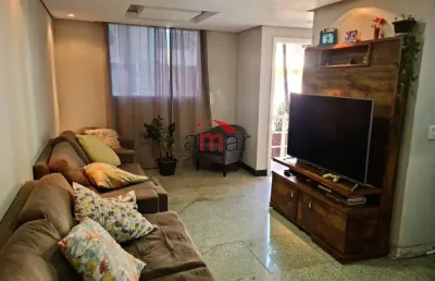 Casa em condomínio fechado com 3 quartos à venda no cabral, contagem  por r$ 680.000