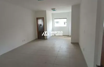 Alugo salas comerciais com sanitário privativo em região central a poucos metros