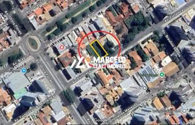 Alugo excelente terreno para fins comerciais com aproximadamente 430 m² e a meno