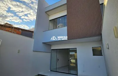 Vendo linda casa duplex de 3/4 sendo 01 suite, sala em conceito aberto com área