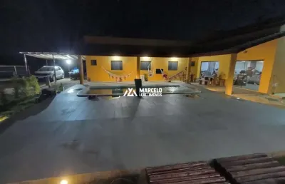 Vendo lindo sitio com  10.000 m² de terreno, casa sede de 3/4 sendo 01 suíte com