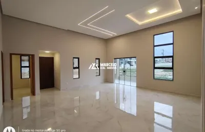 Casa de alto padrão com 3 suítes, sendo uma com closet, no admirado condomínio f