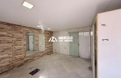 Alugo salão comercial com 30 m² na morada dos passaros i podendo ser usado pra d
