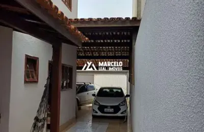 Vendo casa tipo duplex com 5/4 no bairro boa vista em vitória da conquista-ba