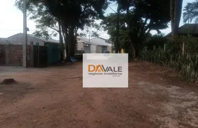 Imperdível!!! 2.800 mts² local com 2 casas e mais 1 sobrado para construtor perto do semar da tancredo neves.