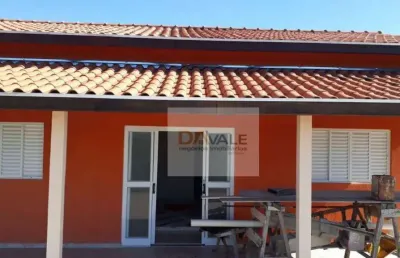 Ótima chácara de 8000 m² na boa vista casa de 250 m² de área construída.