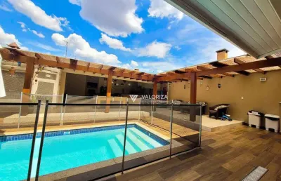 Casa com 4 quartos , sendo 1 suite master e closet, jardim europa