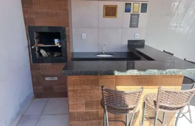 Casa com 3 quartos, sendo 2 suítes, 2 vagas e churrasqueira no bairro residencial gramado em uberlândia!!!