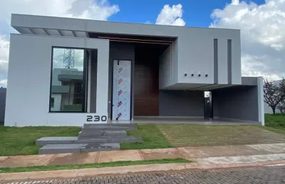 Casa com 4 suítes em condomínio fechado na zona sul - pronta para morar!