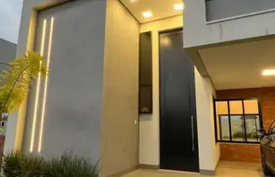 Casa térrea com 3 suítes em condomínio fechado na zona sul de uberlândia