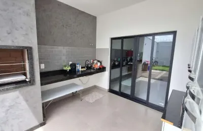 Casa com 3/4 à venda na zona sul de uberlândia, bairro laranjeiras!