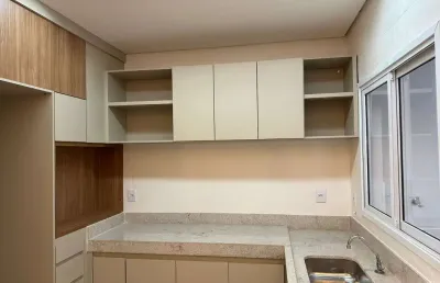 Casa sobrado à venda 2 suítes, 2 salas, 3 banheiros, 2 vagas de garagem, 83,41m², em uberlândia-mg, bairro novo mundo,