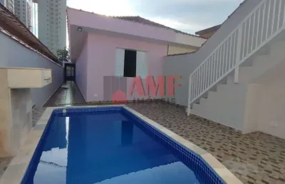 Casa com edicula à 80 metros da praia do vera cruz em itanhaém