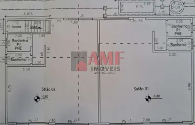 Três salões comerciais no térreo + apartamento sobre loja
