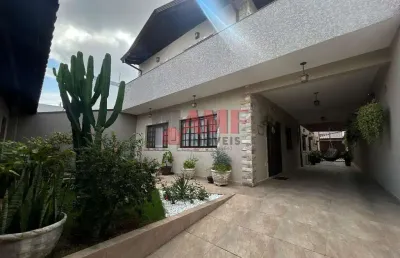 Casa com 5 quartos à venda no Centro, Peruíbe 