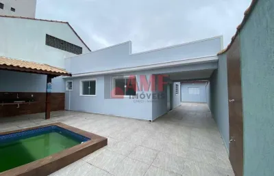 Casa com piscina a 50 metros do mar na santa eugenia