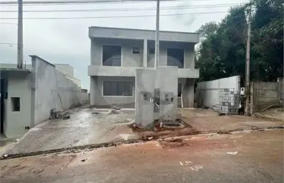 Casa à venda na Maria Moizzi De Carvalho, --, Jardim Maristela, Atibaia