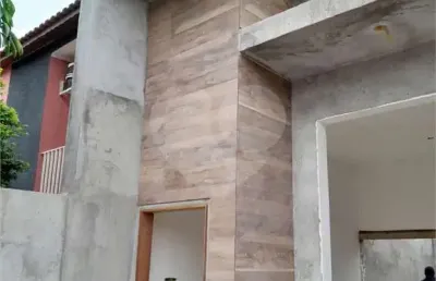 Casa com 2 quartos à venda na Begônias Amarelas, --, Nova Cerejeira, Atibaia