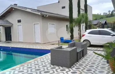 Casa com 3 quartos à venda na Municipal, --, Centro, Piracaia