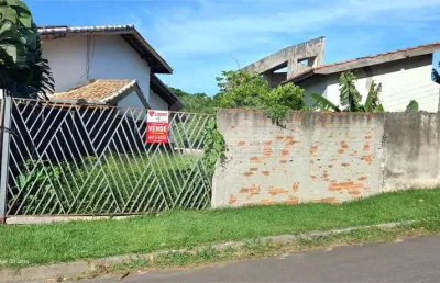 Casa à venda na José Amadeu Orestes Pergola, --, Vila Santista, Atibaia