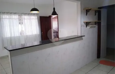 Casa térrea com 3 quartos à venda ou para locação em alvinópolis - sp