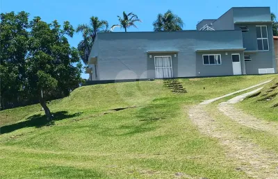 Condomínio com 3 quartos à venda ou para locação em centro - sp