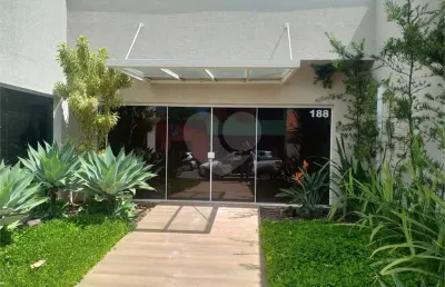 Casa com 5 quartos para alugar na Doutor Zeferino Alves Do Amaral, --, Centro, Atibaia