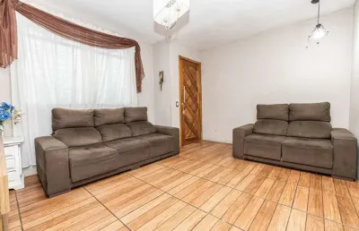 Casa à venda na Rua Renascença, 211, Santa Felicidade, Curitiba