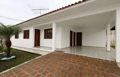 Casa com 3 quartos para alugar na Avenida Francisco Gulin, 1214, Santa Felicidade, Curitiba