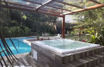 Casa com 6 quartos à venda, aceita permuta, boiçucanga - são sebastião/sp