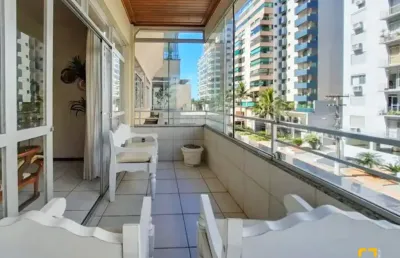 Apartamento com 03 quartos sendo 01 suíte 03 bwc localizado no centro de florianópolis sc.