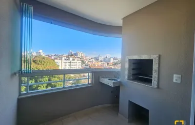 Apartamento com 03 quartos sendo 01 suíte 02 bwc localizado no estreito florianópolis sc.