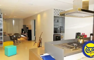 Apartamento com 03 quartos sendo 03 suítes 03 bwc localizado no centro de florianópolis sc.