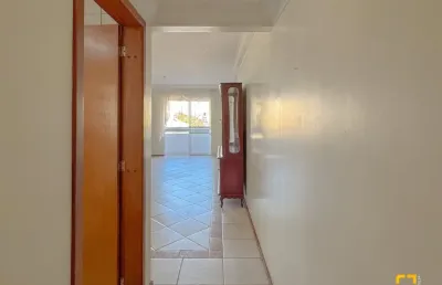 Apartamento com 03 quartos sendo 01 suíte 03 bwc localizado no centro de florianópolis sc.