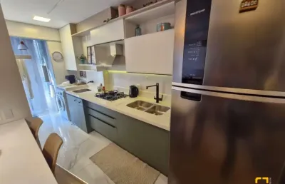 Apartamento à venda no centro de florianópolis com 01 quarto e 01 bwc .
